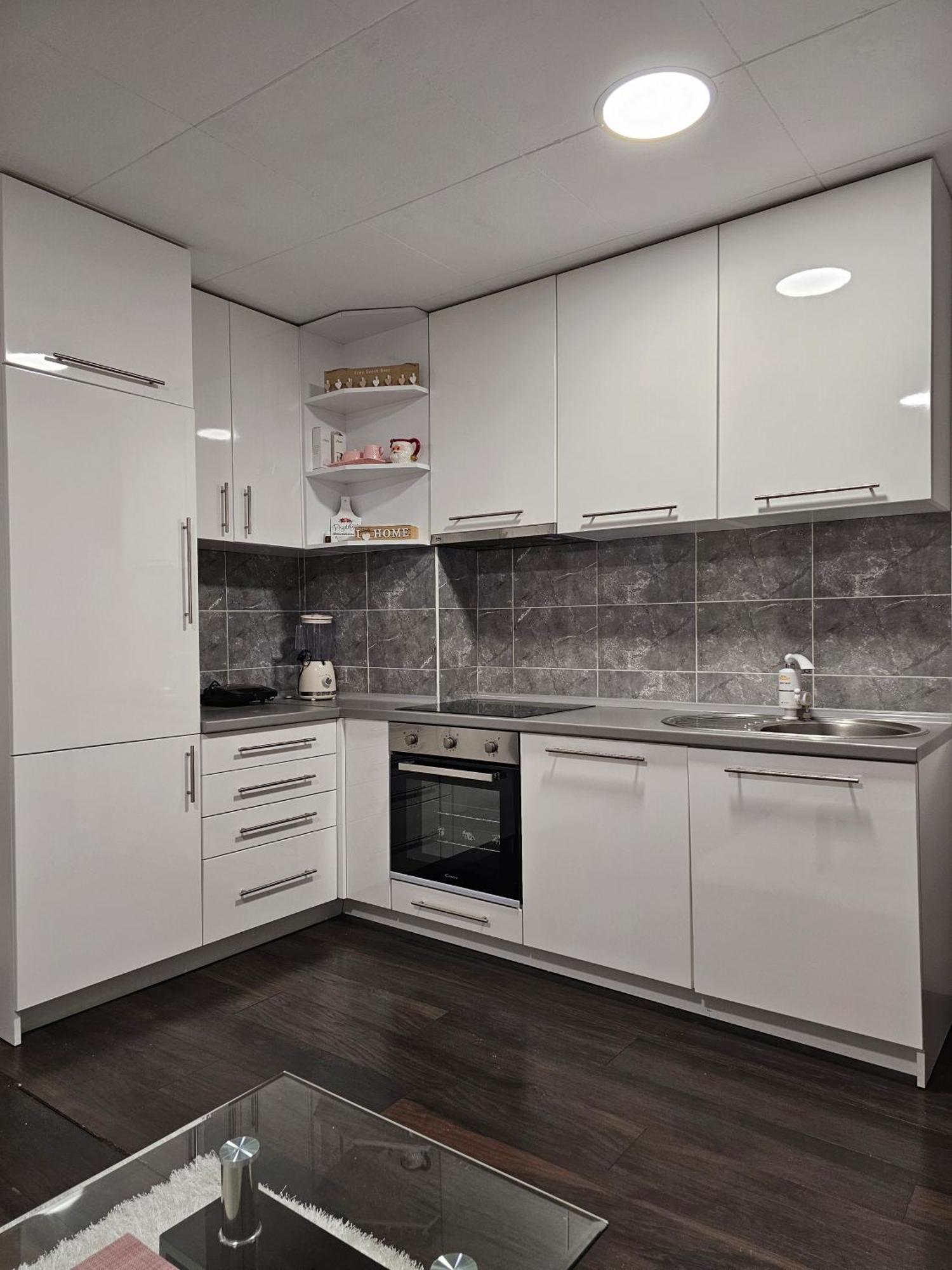 Nova Varos Apartment *